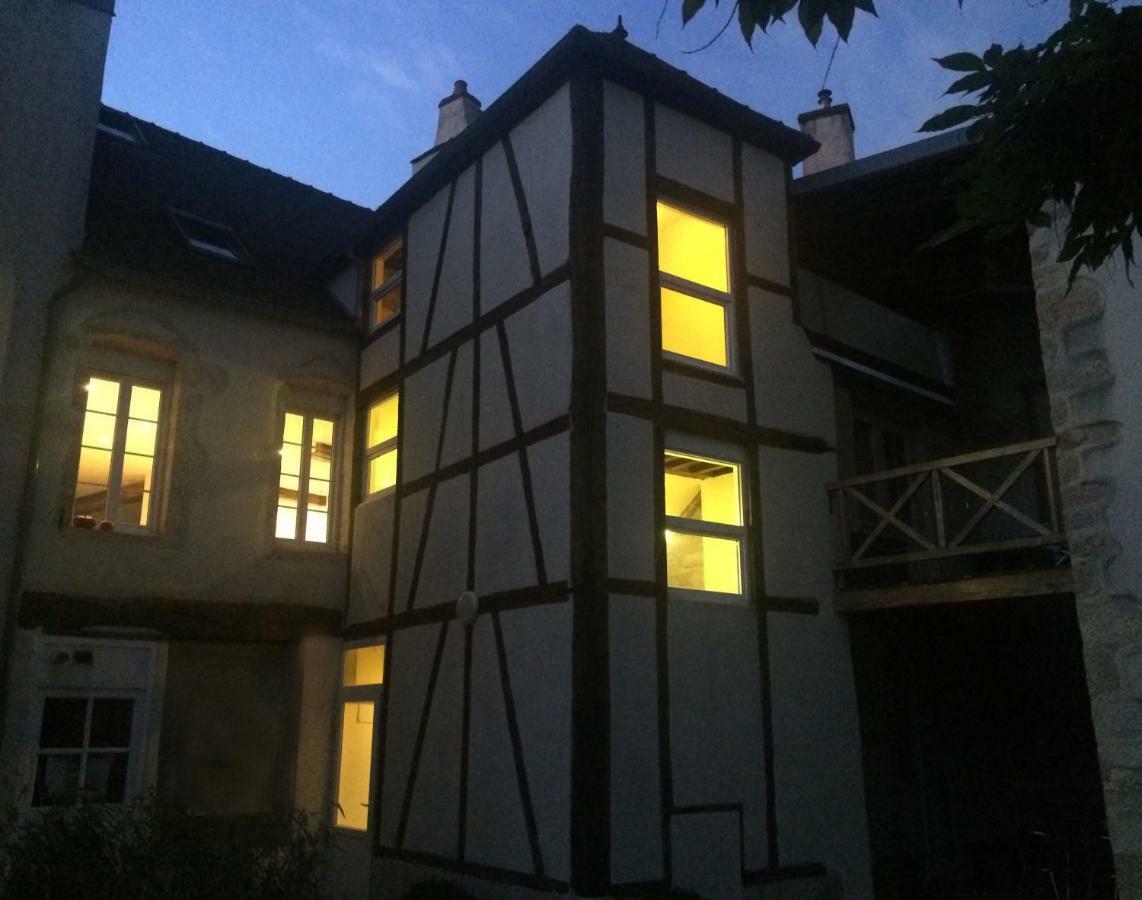 Au Coeur De Nuits Acomodação com café da manhã Exterior foto